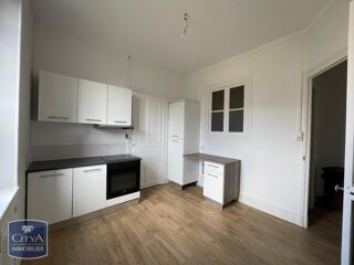  Appartement à louer 4 pièces 98 m²