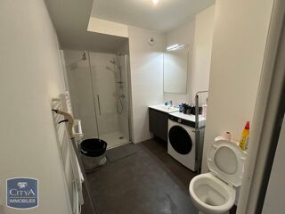  Appartement à louer 1 pièce 33 m²