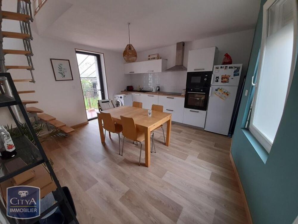 location Maison - 3 pièce(s) - 84 m² Trémentines (49340)