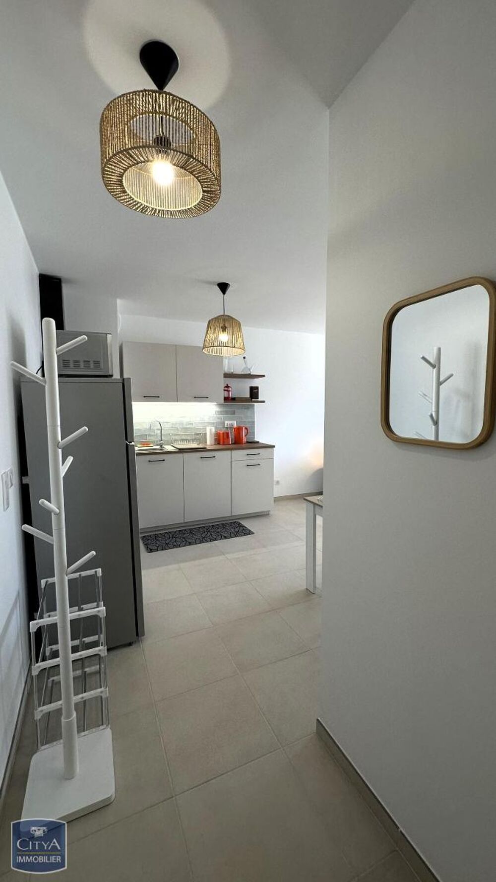 VENTABREN: Découvrez ce magnifique appartement T2 entièr....