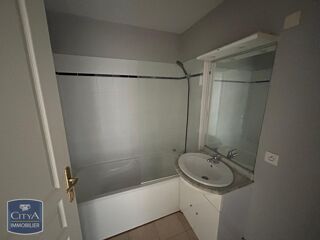  Appartement à louer 2 pièces 47 m²