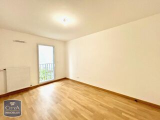  Appartement à louer 3 pièces 68 m²