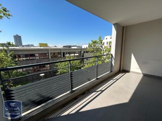  Appartement à louer 3 pièces 80 m²