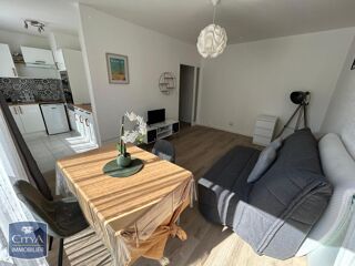  Appartement à louer 1 pièce 32 m²