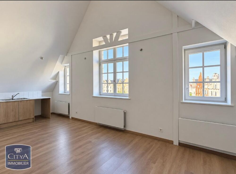 location Appartement - 4 pièce(s) - 81 m² Arras (62000)