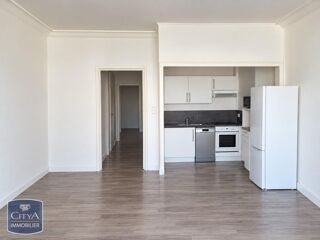  Appartement à louer 2 pièces 50 m²