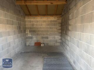  Parking / Garage � louer 