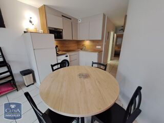  Appartement à louer 3 pièces 55 m²