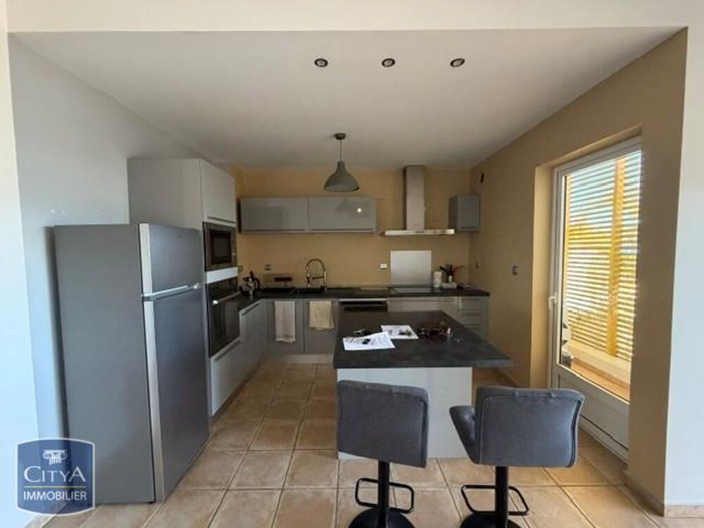 location Appartement - 3 pièce(s) - 70 m² Saint-Leu (97424)