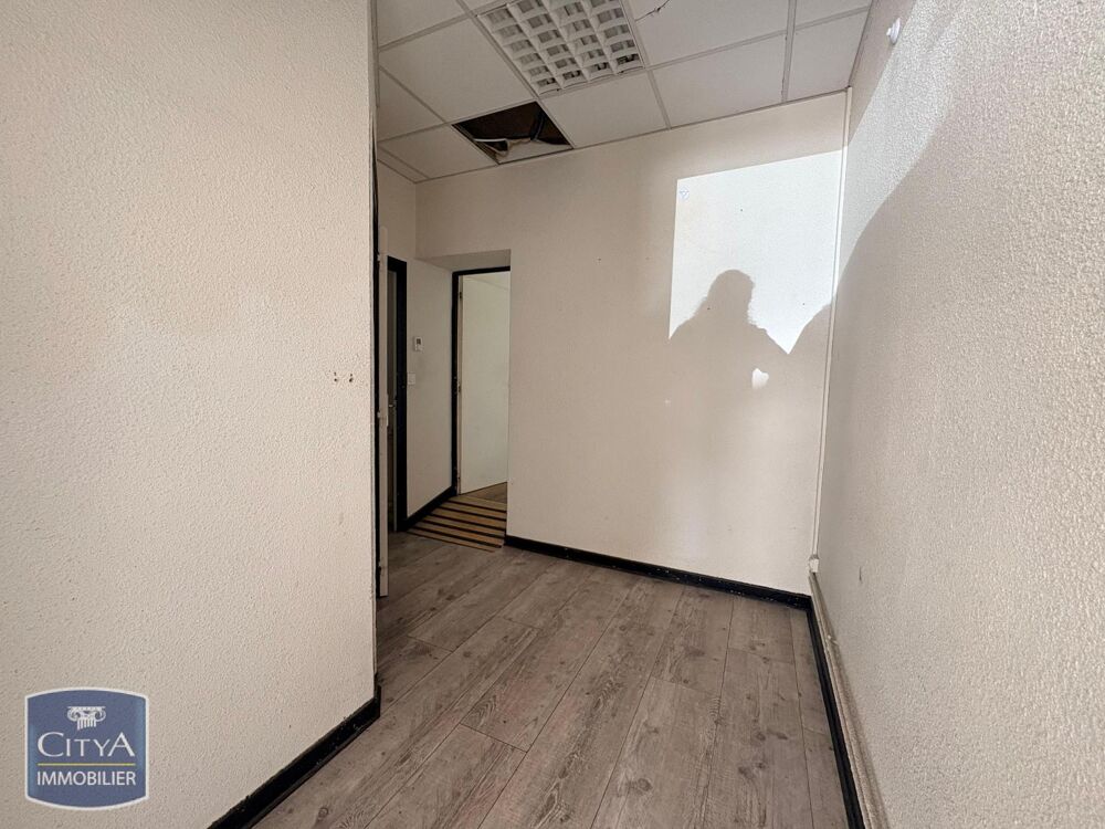 Location / Local Commercial - 73 m² Roanne (42300)