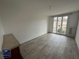  Appartement à louer 2 pièces 42 m²