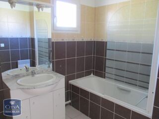  Appartement à louer 3 pièces 61 m²