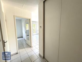  Appartement à louer 2 pièces 36 m²