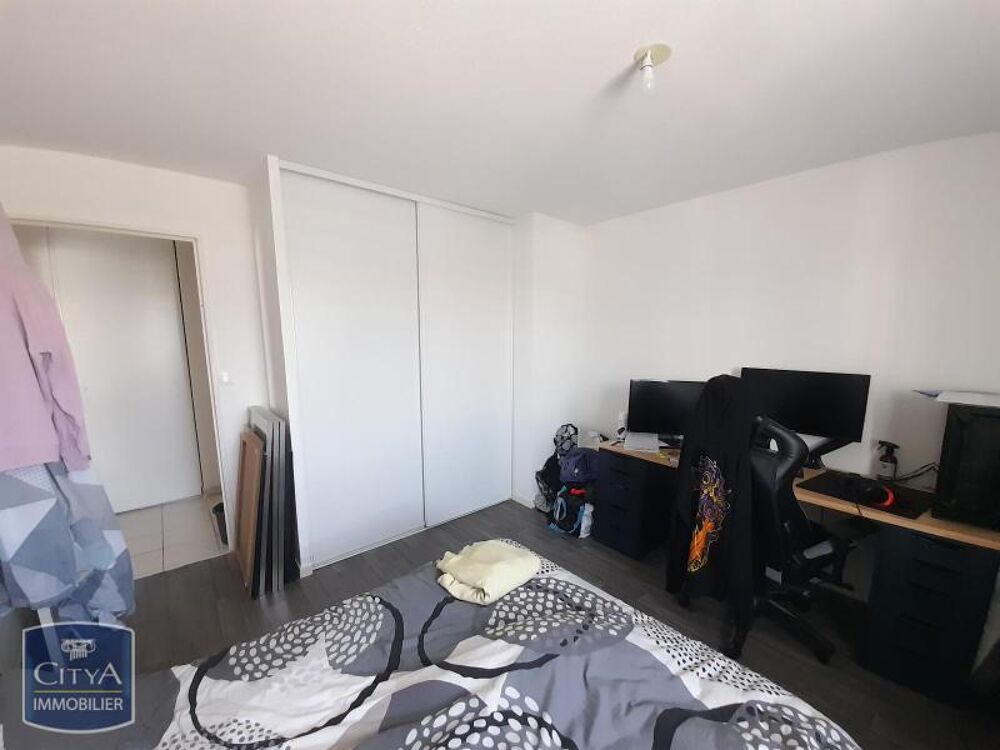 À LOUER : Appartement T2 à Yvetot, 76190. Découvrez ce c....