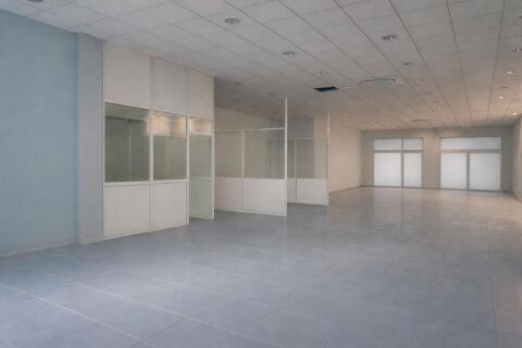Local commercial 267 m&sup2; entre Biocoop et Maison de Lo... 2872 32550 Pavie
