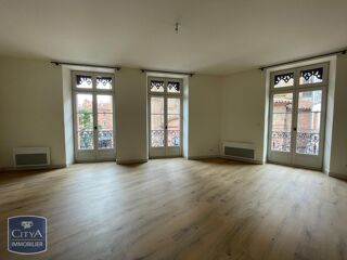  Appartement à louer 3 pièces 79 m²