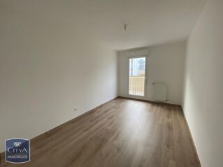  Appartement à louer 3 pièces 64 m²