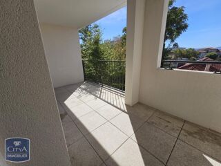  Appartement à louer 3 pièces 56 m²