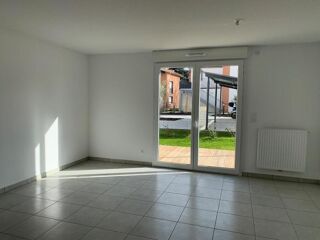  Appartement à louer 3 pièces 68 m²