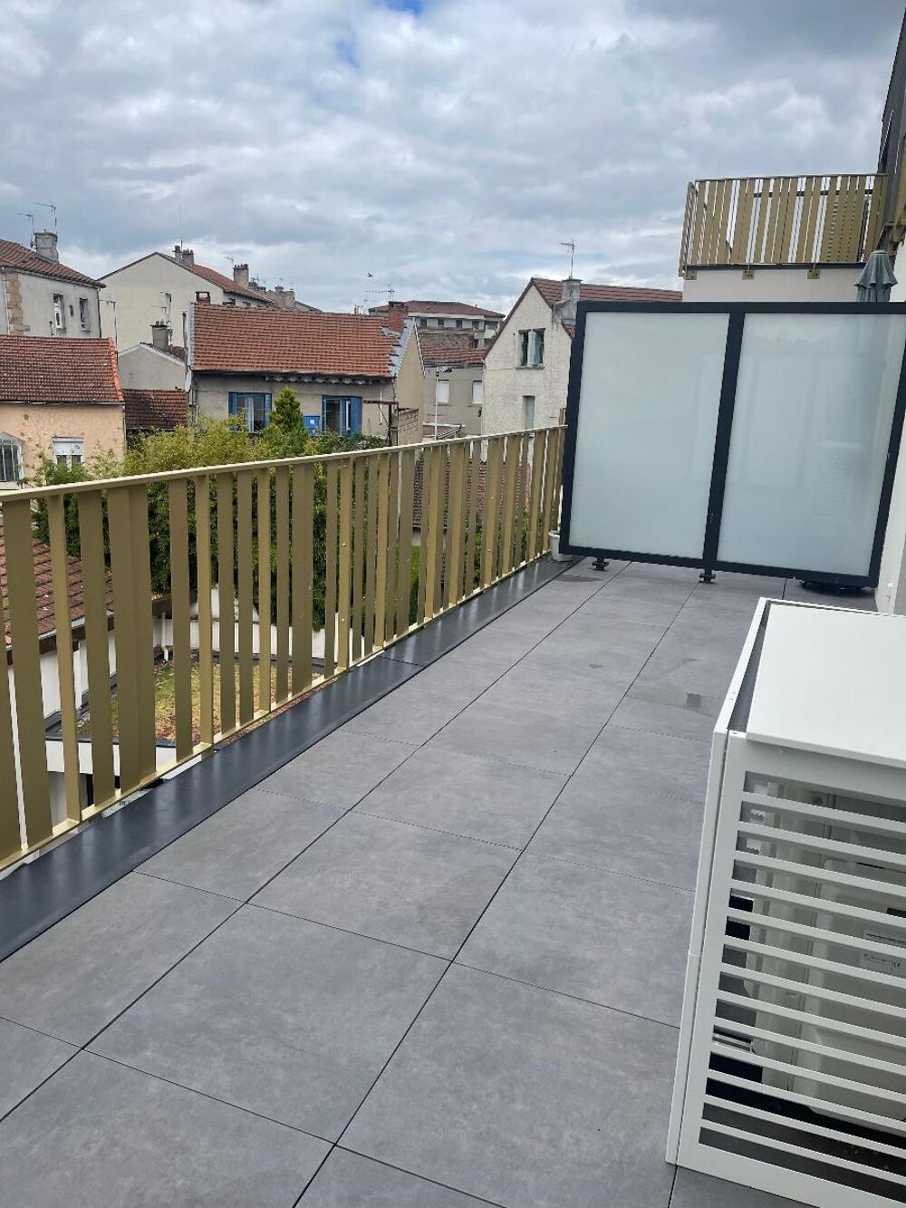 8, rue Pasteur-"Résidence Coté Terrasse"-Roche la Molièr....