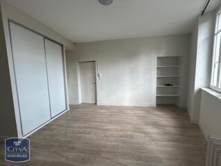  Appartement à louer 1 pièce 24 m²