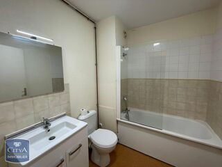  Appartement à louer 1 pièce 32 m²