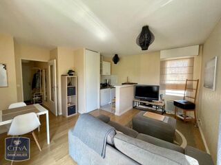  Appartement à louer 2 pièces 38 m²