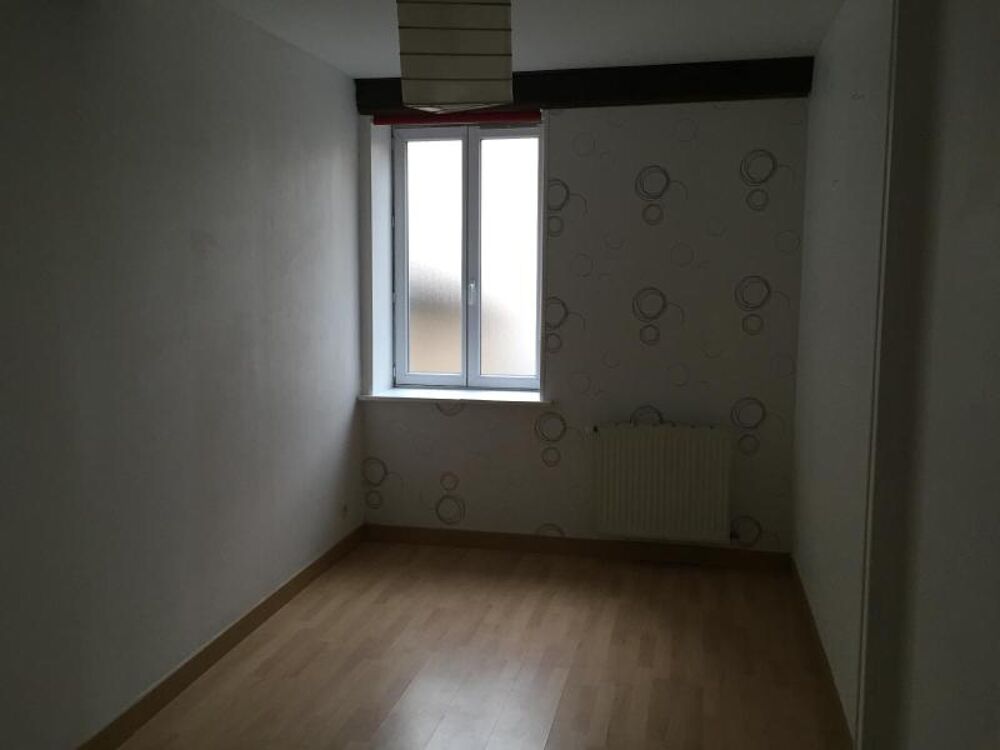 location Appartement - 4 pièce(s) - 103 m² Saint-Laurent-sur-Saône (01750)