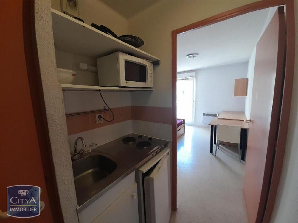 location Appartement - 1 pièce(s) - 17 m² Nîmes (30000)