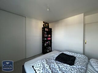  Appartement à louer 3 pièces 65 m²