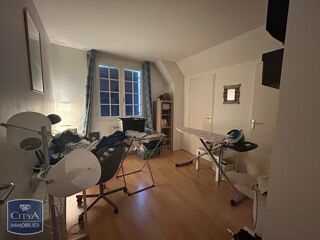  Maison à louer 6 pièces 173 m²