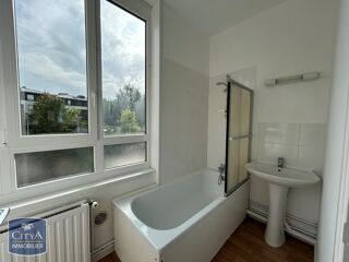  Appartement à louer 2 pièces 43 m²