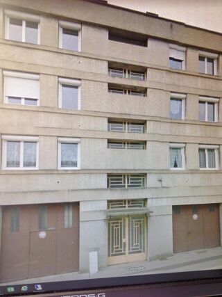  Appartement à louer 5 pièces 108 m²