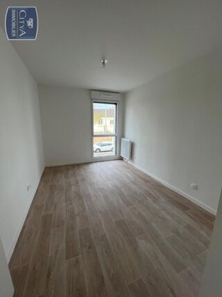 location Appartement - 2 pièce(s) - 46 m² Tours (37100)