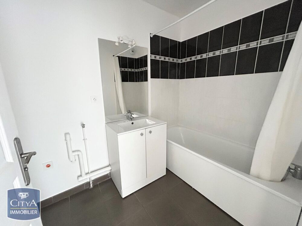 location Appartement - 2 pièce(s) - 46 m² Louvroil (59720)