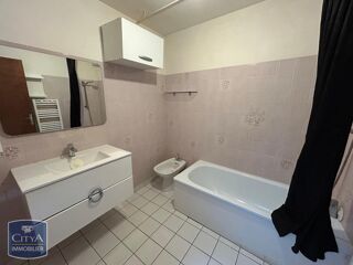  Maison à louer 3 pièces 87 m²