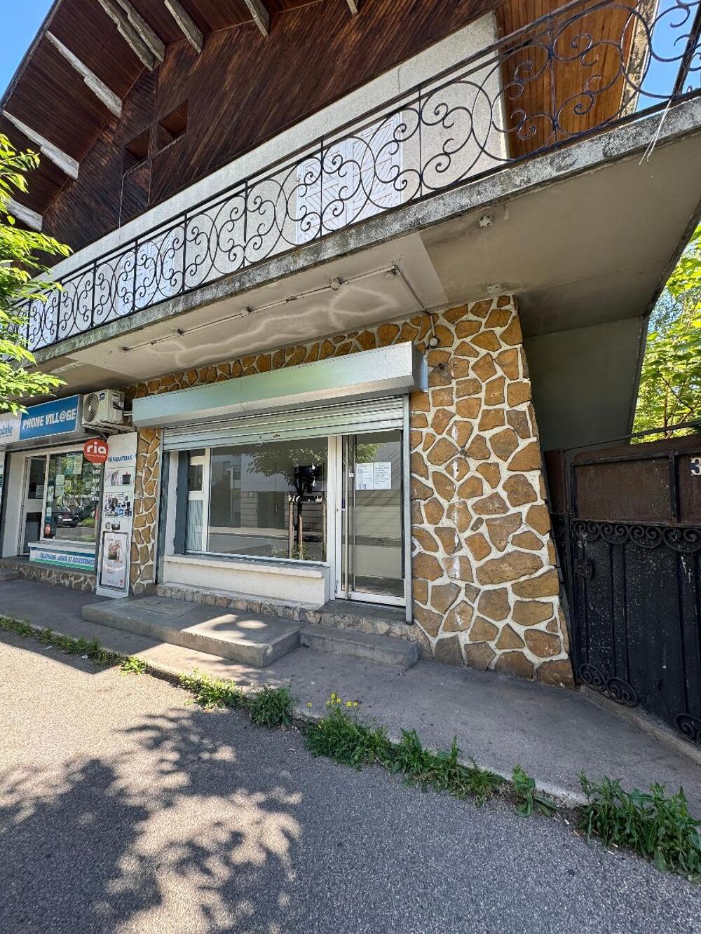   Location / Local Commercial - 22 m² 