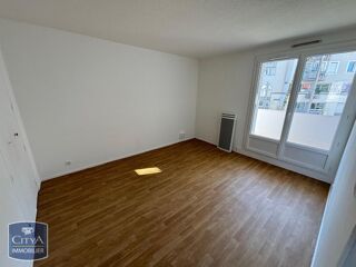  Appartement à louer 2 pièces 31 m²