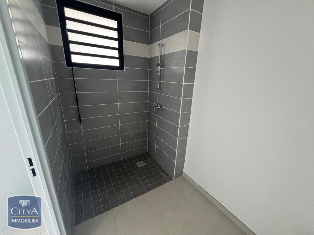 location Appartement - 1 pièce(s) - 31 m² Le Tampon (97430)