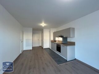  Appartement à louer 2 pièces 42 m²