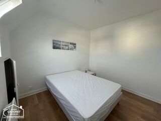  Appartement à louer 2 pièces 33 m²