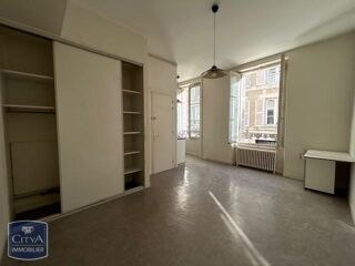  Appartement à louer 2 pièces 35 m²