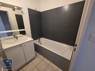  Appartement à louer 3 pièces 59 m²