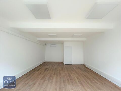 A LOUER Local commercial &agrave; Coutras (33230). Ce local ... 450 33230 Coutras