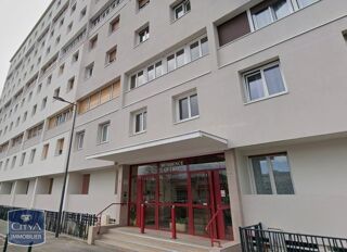  Appartement à louer 4 pièces 74 m²