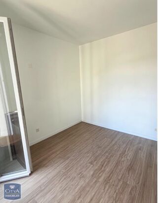  Appartement à louer 3 pièces 61 m²