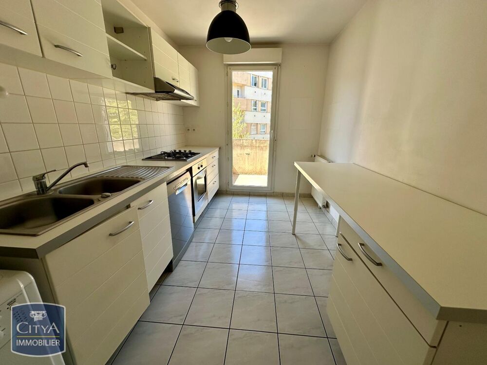 location Appartement - 3 pièce(s) - 83 m² Dijon (21000)