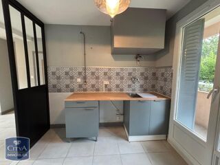  Appartement à louer 3 pièces 61 m²