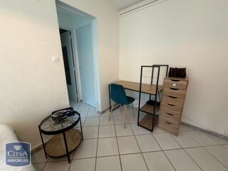  Appartement à louer 1 pièce 28 m²