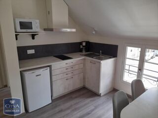  Appartement à louer 2 pièces 33 m²